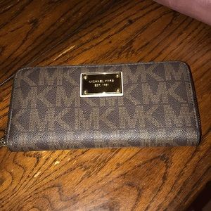 Michael Kors Jet Set Brown Wallet